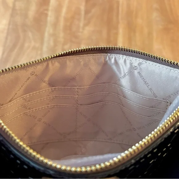 ❌Michael Kors Jet Set Zip Clutch Wristlet Glossy Black - Picture 9 of 10